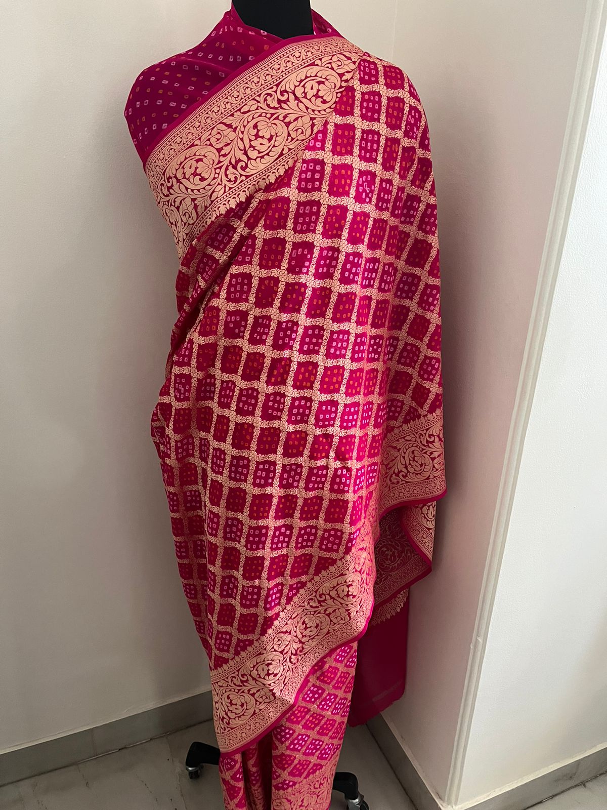 Pure Georgette Saree x Bandhej x Shade of Pink