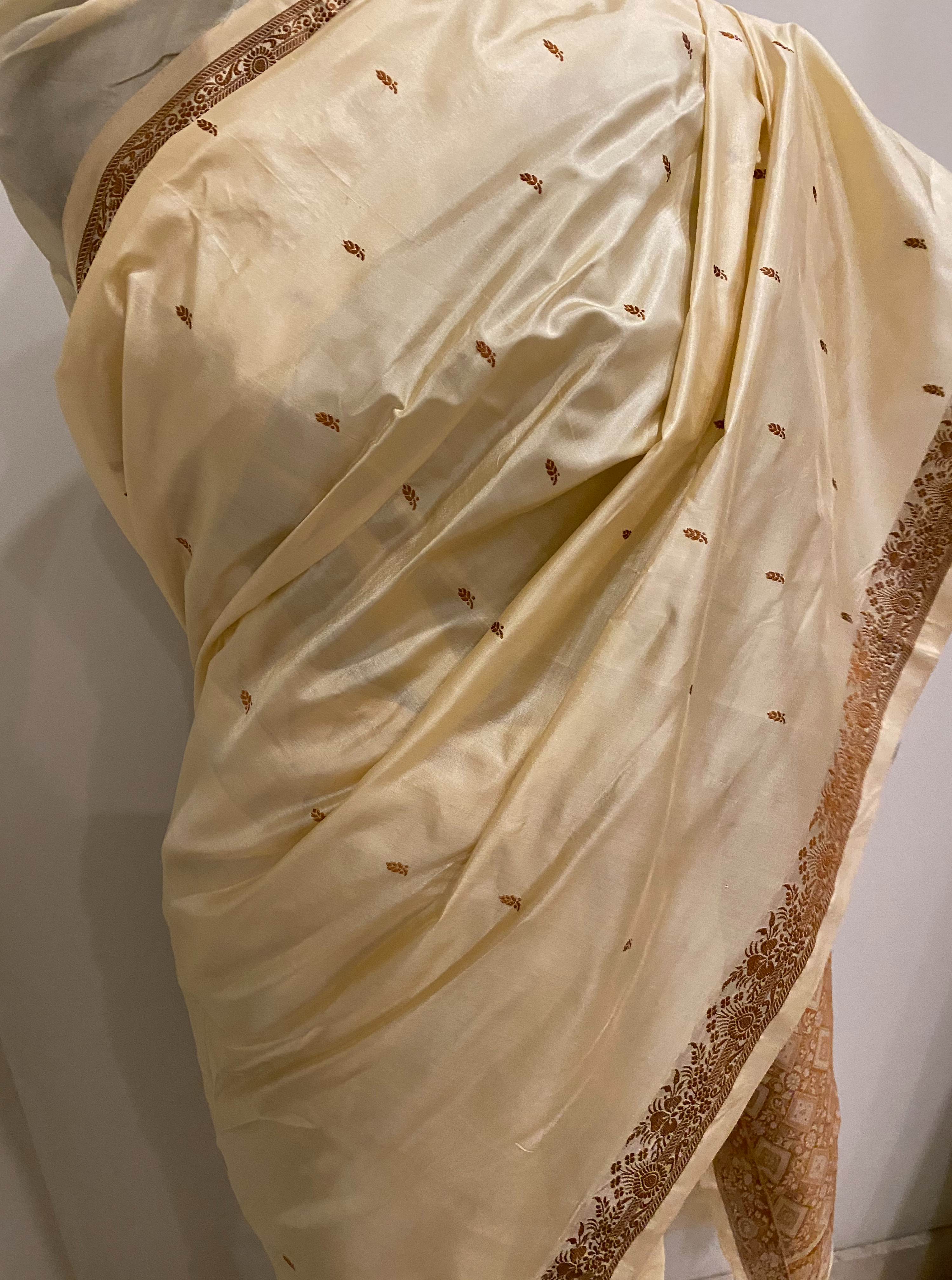 Pure Katan Silk Saree x Banarasi Beige